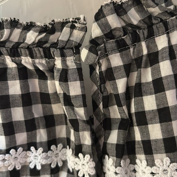 J. Crew Black and White Gingham Daisy Chain SZ M Top with Lace - Picture 4 of 9